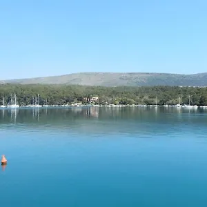 Appartamento Quiet Getaway, Koromačno